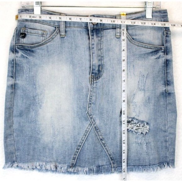 KanCan Los Angeles Skirt Women 5 / 26 Blue Distressed Denim Raw Hem Mini Casual - Picture 3 of 13